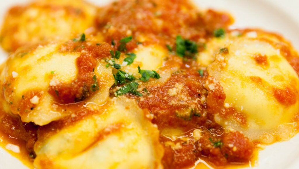 Montano\'s Restaurant 2